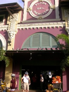 A visit to the Mercado, where we sample some local cuisine.